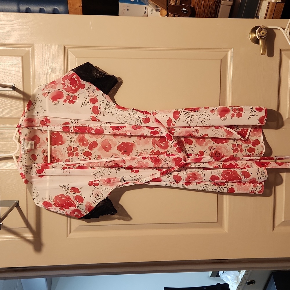 Women's bedroom nightgown